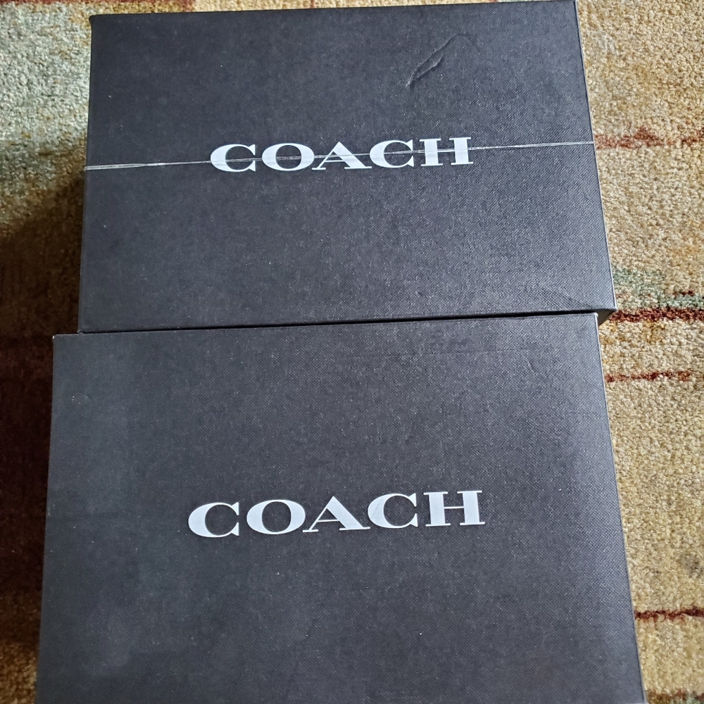 Shoes - Picture 3 of 3